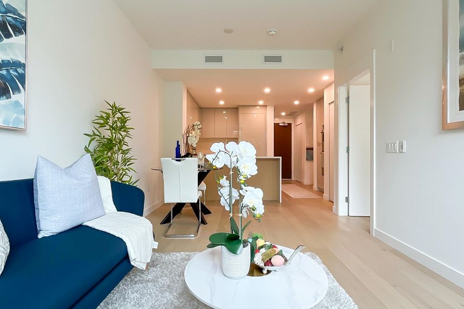 207 5058 Cambie Street Vancouver, BC - 4