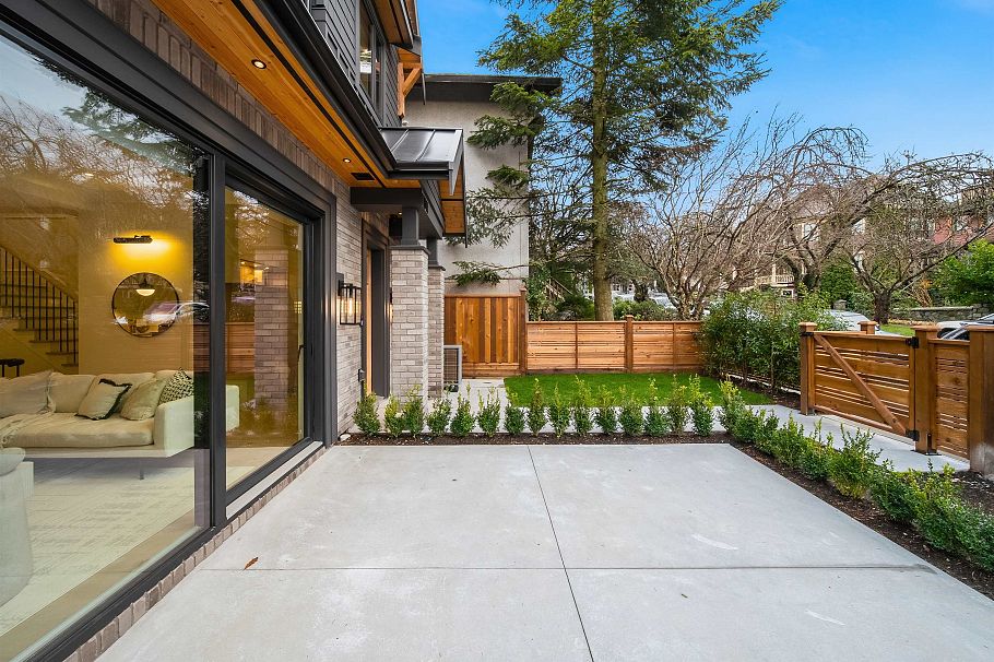 1 1841 Parker Street Vancouver, BC - 4