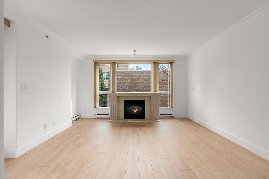 210 5770 Oak Street Vancouver, BC - 4