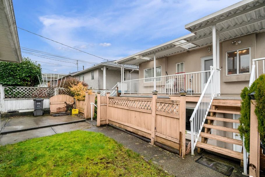 3632 E 28th Avenue Vancouver, BC - 25