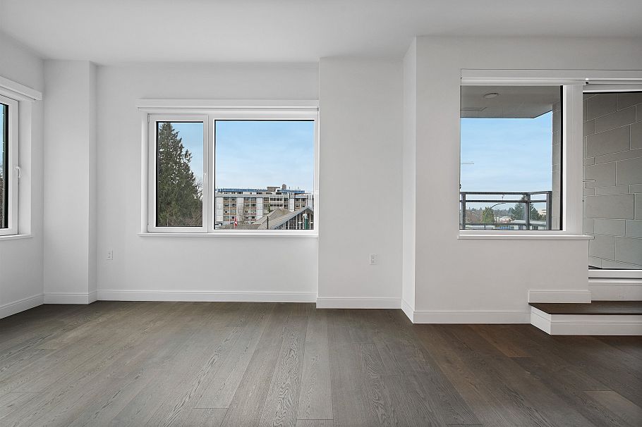 302 4908 Cambie Street Vancouver, BC - 4