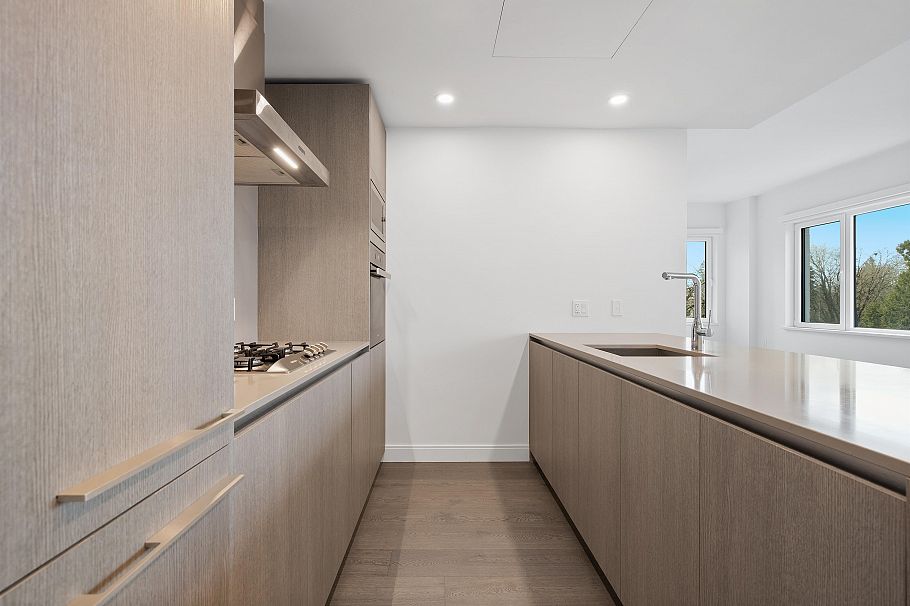 302 4908 Cambie Street Vancouver, BC - 10