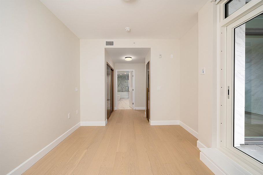 303 3668 W 10th Avenue Vancouver, BC - 17