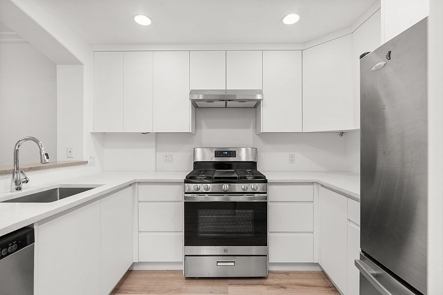 210 5770 Oak Street Vancouver, BC - 7