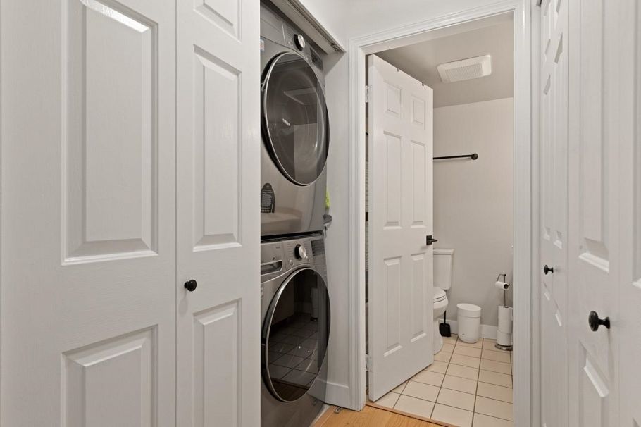 203 3401 Curle Avenue Burnaby, BC - 17