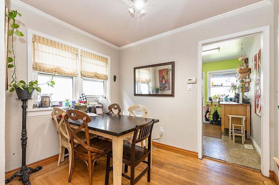 1341 E 29th Avenue Vancouver, BC - 8