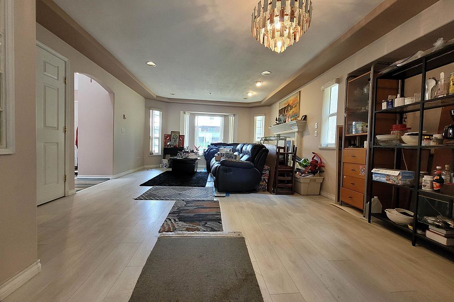 3596 Turner Street Vancouver, BC - 2