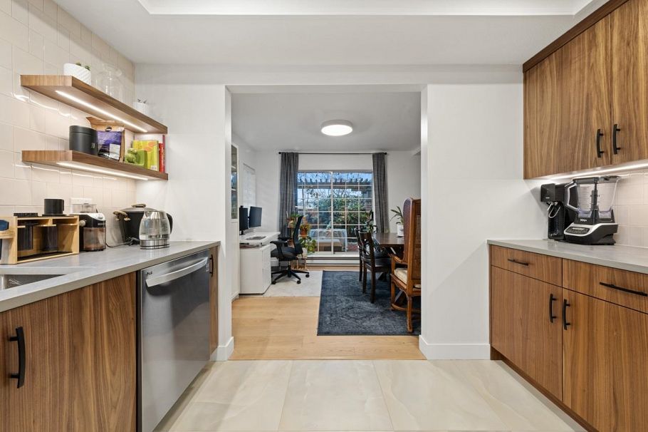 203 3401 Curle Avenue Burnaby, BC - 5