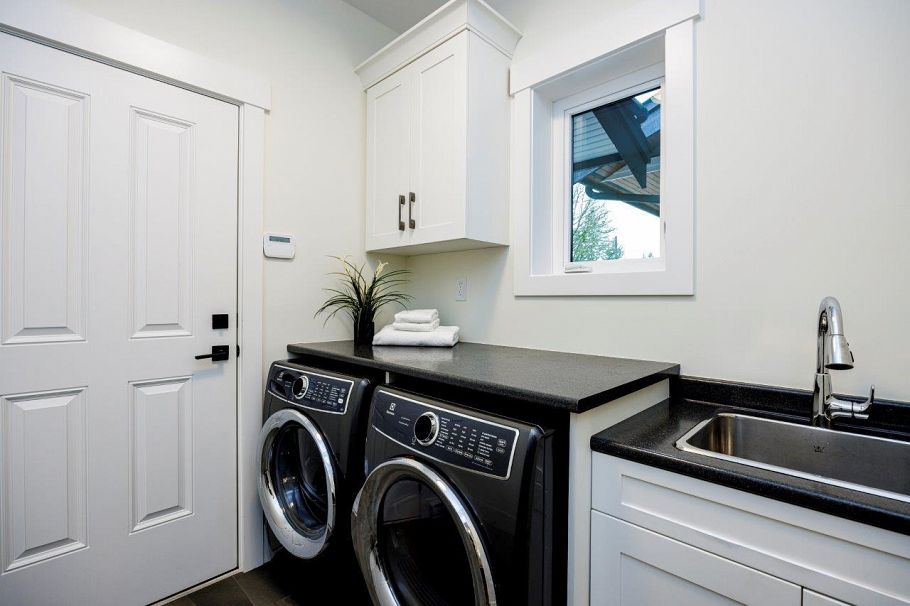 1510 Dovercourt Road North Vancouver, BC - 18