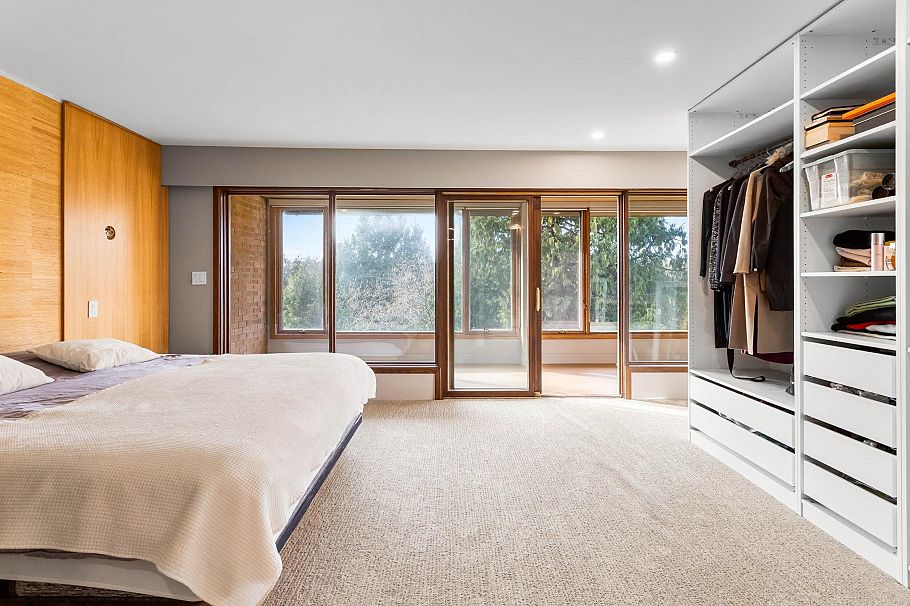 7353 Yew Street Vancouver, BC - 31