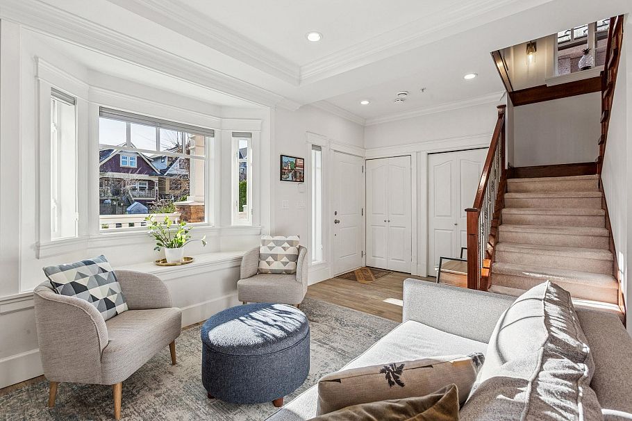 2163 Napier Street Vancouver, BC - 4