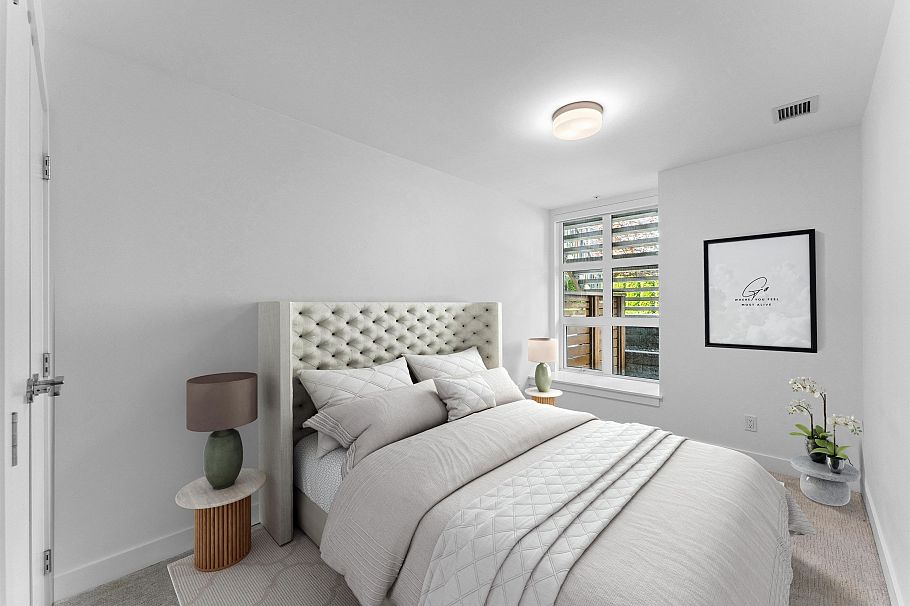 111 2060 Curling Road North Vancouver, BC - 5