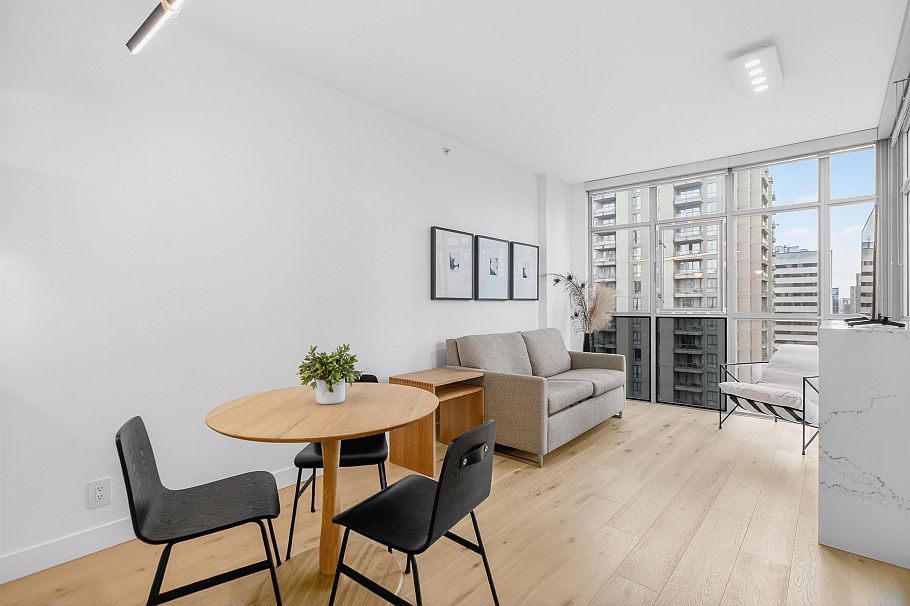 906 1050 Smithe Street Vancouver, BC - 10