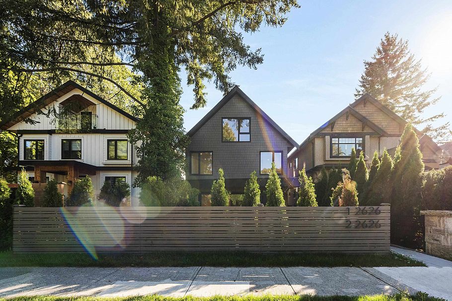 1 2626 W 41st Avenue Vancouver, BC - 1