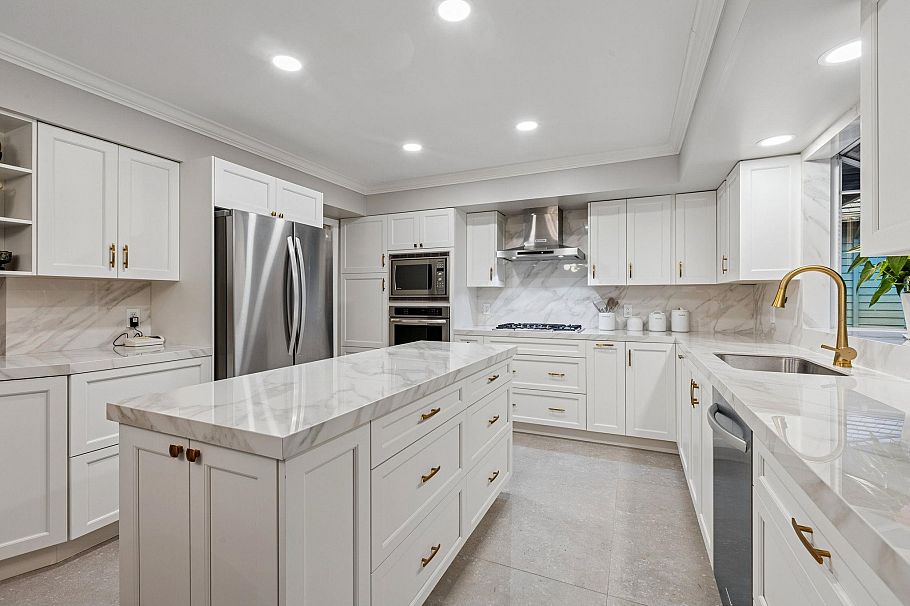 5707 Nancy Greene Way North Vancouver, BC - 14