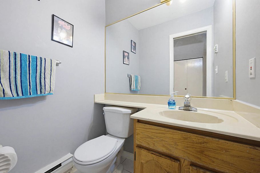 557 E 44th Avenue Vancouver, BC - 13