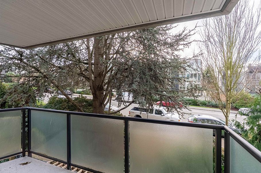208 2255 Eton Street Vancouver, BC - 24