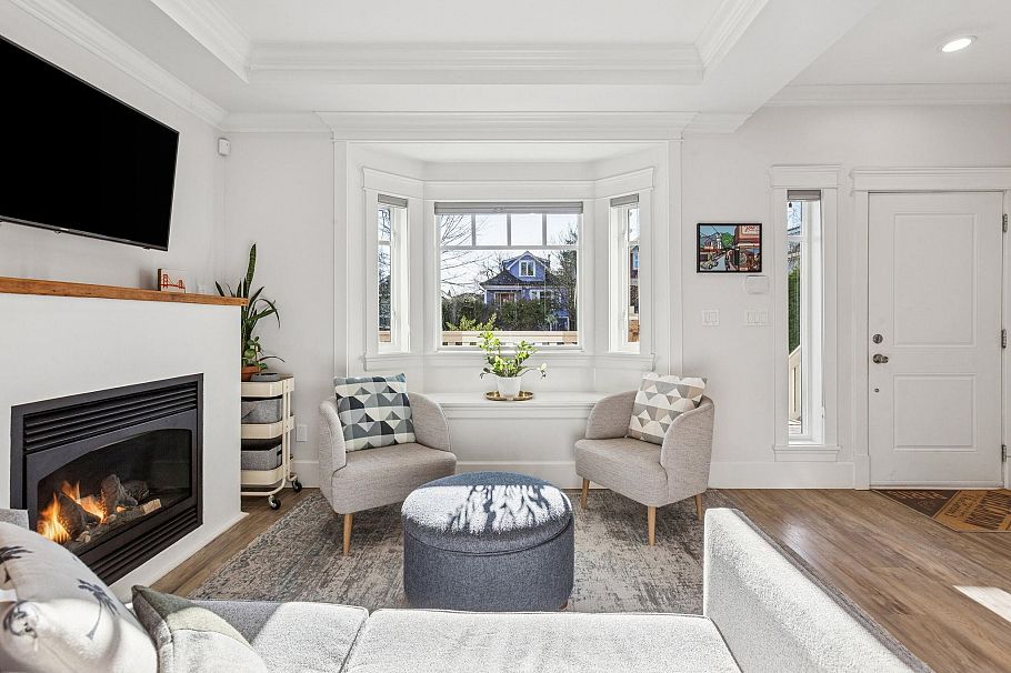 2163 Napier Street Vancouver, BC - 8