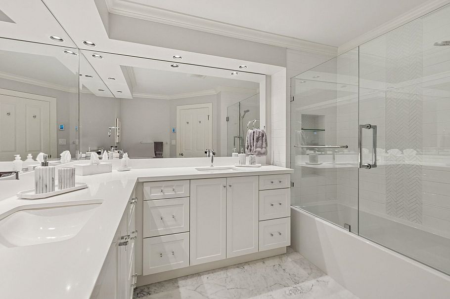 4081 Woodbury Avenue North Vancouver, BC - 33