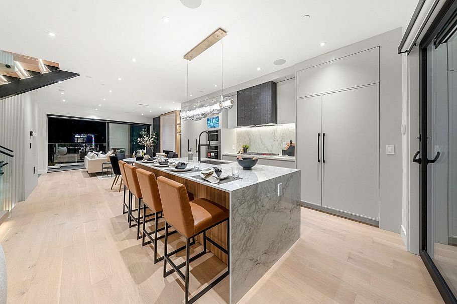 3679 Pandora Street Vancouver, BC - 7