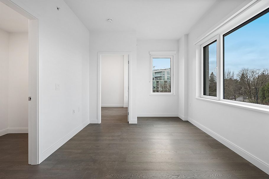 302 4908 Cambie Street Vancouver, BC - 6