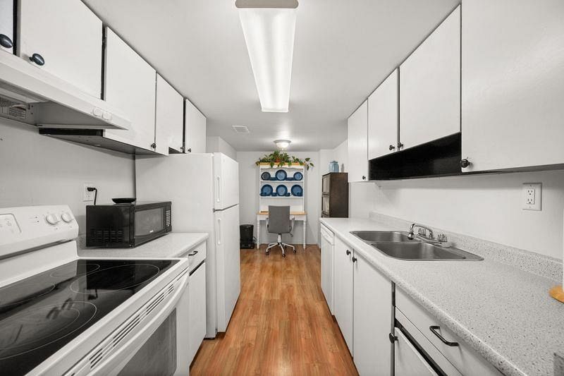 1149 Lillooet Road North Vancouver, BC - 12