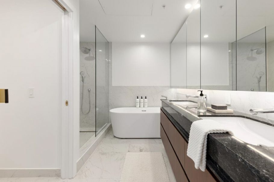 101 3668 W 10th Avenue Vancouver, BC - 17