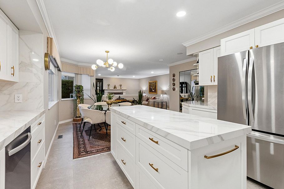 5707 Nancy Greene Way North Vancouver, BC - 16