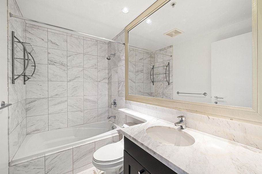 1002 499 Broughton Street Vancouver, BC - 23