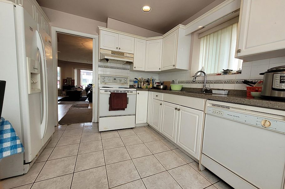 3596 Turner Street Vancouver, BC - 3