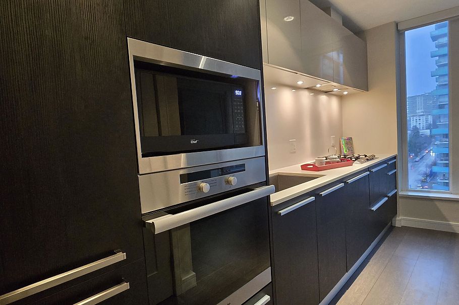 1103 1221 Bidwell Street Vancouver, BC - 7