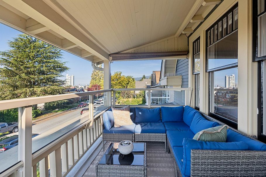 1 244 E 5th Street North Vancouver, BC - 38