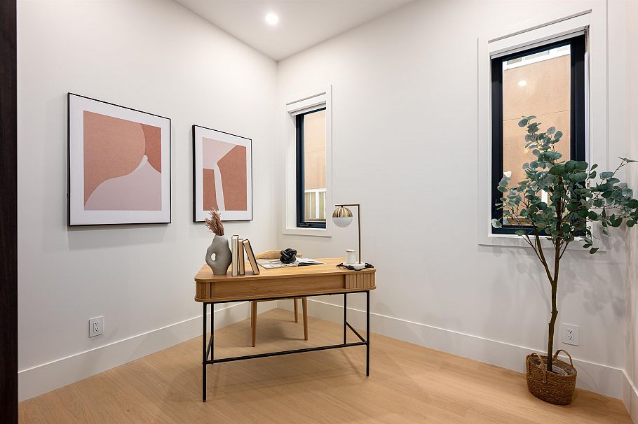 2 3466 Franklin Street Vancouver, BC - 4