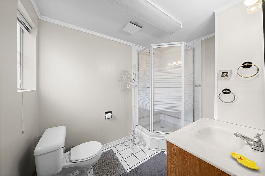 545 Skeena Street Vancouver, BC - 9