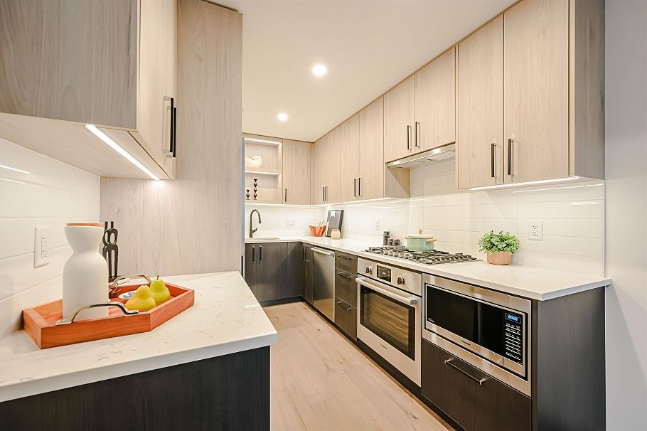 303 6859 Cambie Street Vancouver, BC - 8