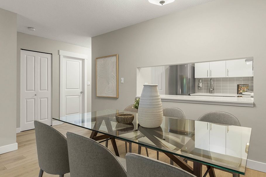 216 1990 W 6th Avenue Vancouver, BC - 14