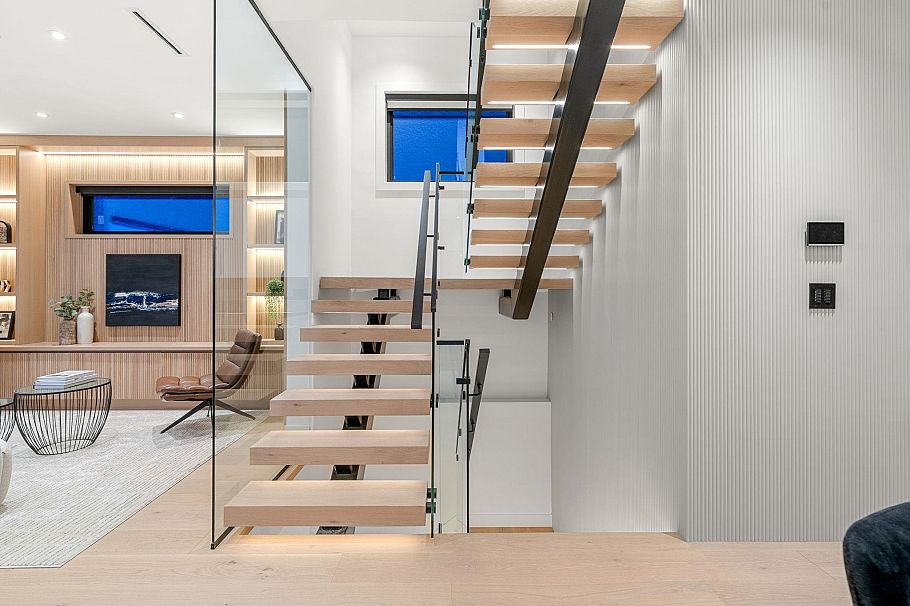 3679 Pandora Street Vancouver, BC - 11