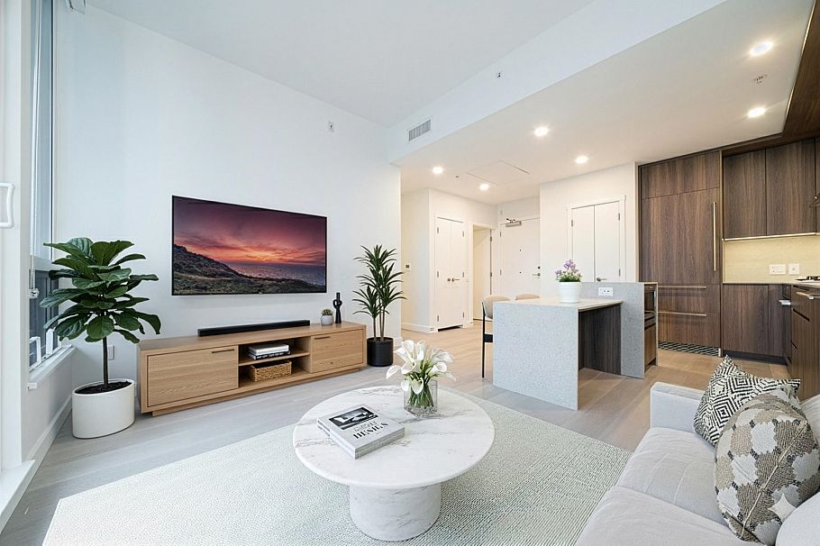 505 5212 Cambie Street Vancouver, BC - 1