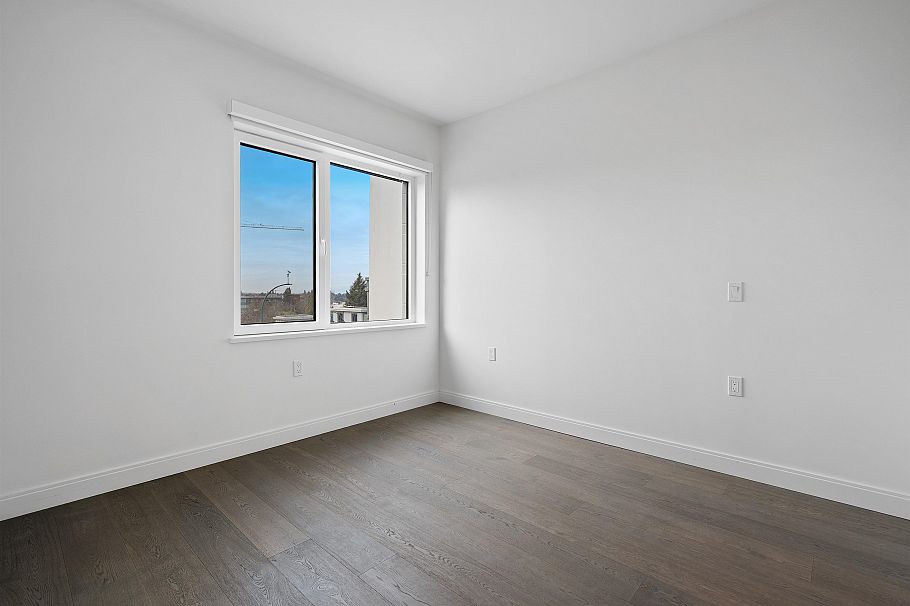 302 4908 Cambie Street Vancouver, BC - 23