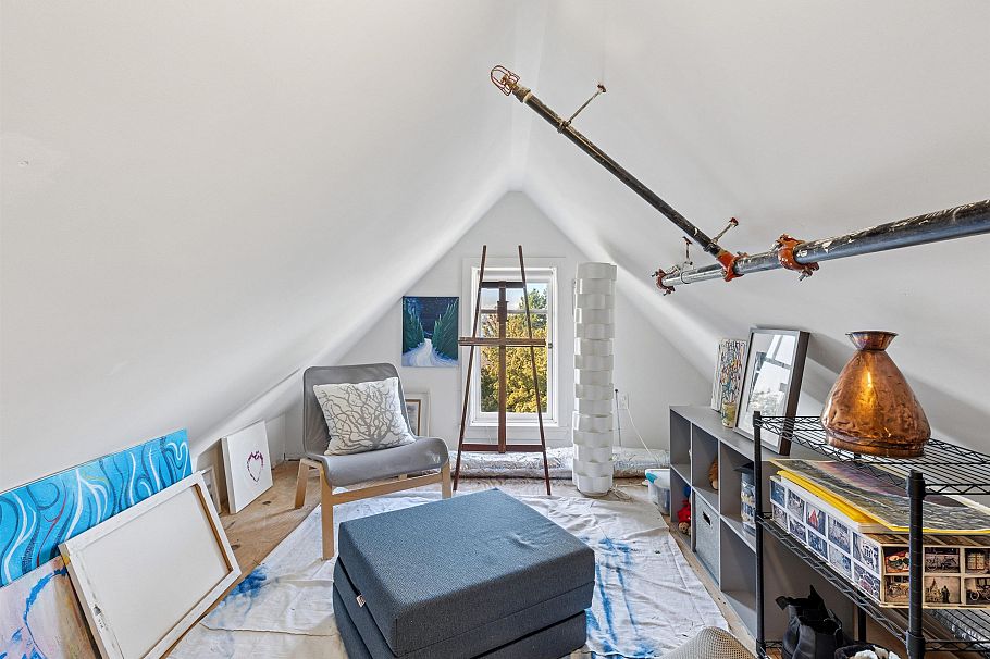 1 244 E 5th Street North Vancouver, BC - 27