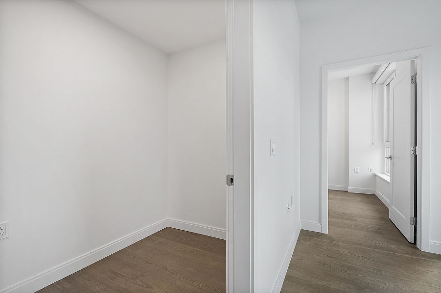 302 4908 Cambie Street Vancouver, BC - 17