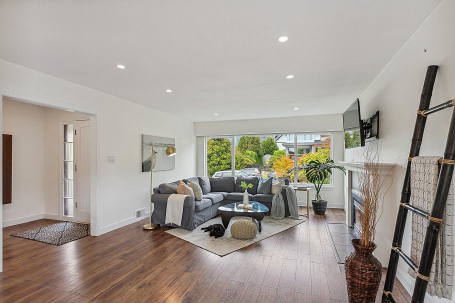 935 Beaconsfield Road North Vancouver, BC - 4