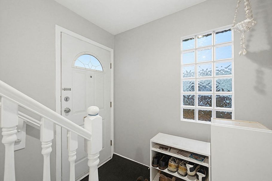 557 E 44th Avenue Vancouver, BC - 14