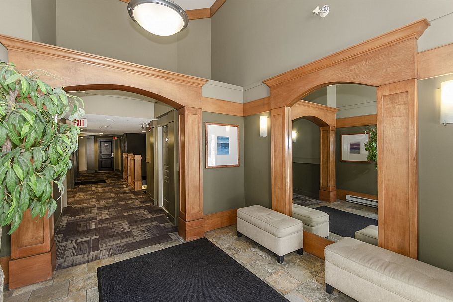 312 1150 E 29th Street North Vancouver, BC - 2