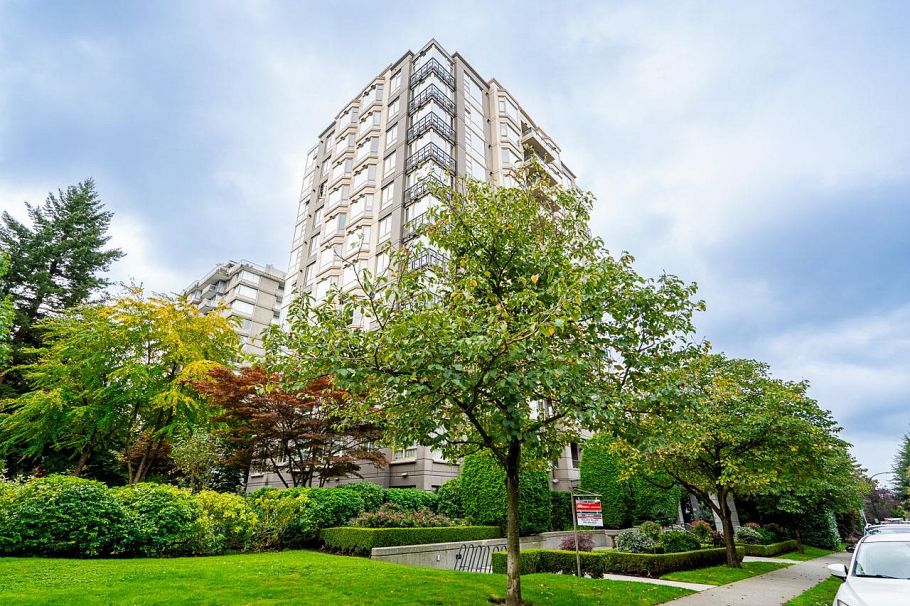 1102 1316 W 11th Avenue Vancouver, BC - 1