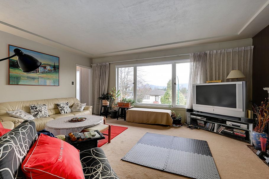 4144 Price Crescent Burnaby, BC - 4