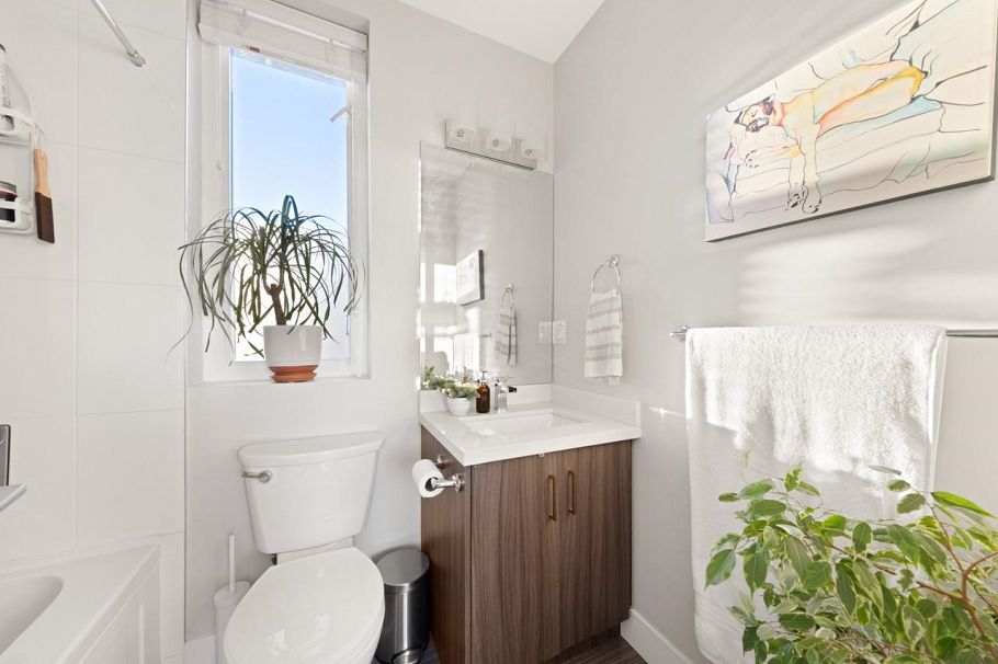 PH2 3939 Knight Street Vancouver, BC - 17