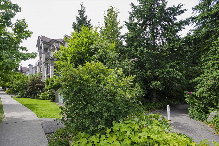 312 1150 E 29th Street North Vancouver, BC - 23