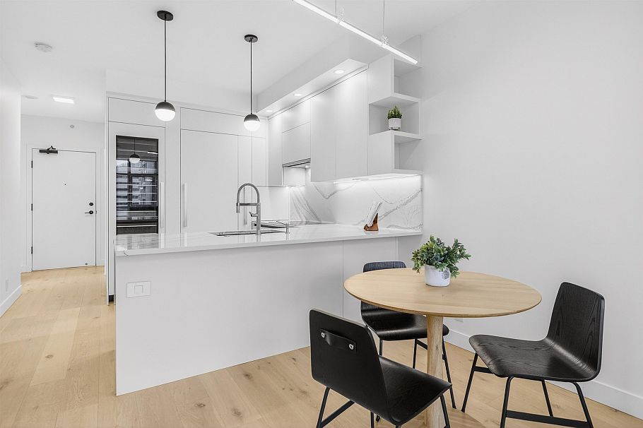 906 1050 Smithe Street Vancouver, BC - 12