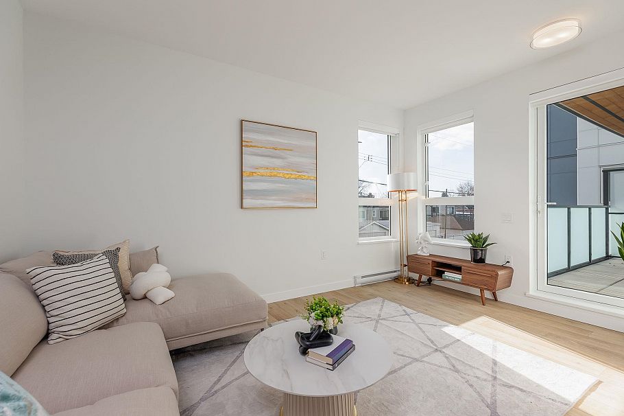 303 4933 Clarendon Street Vancouver, BC - 2